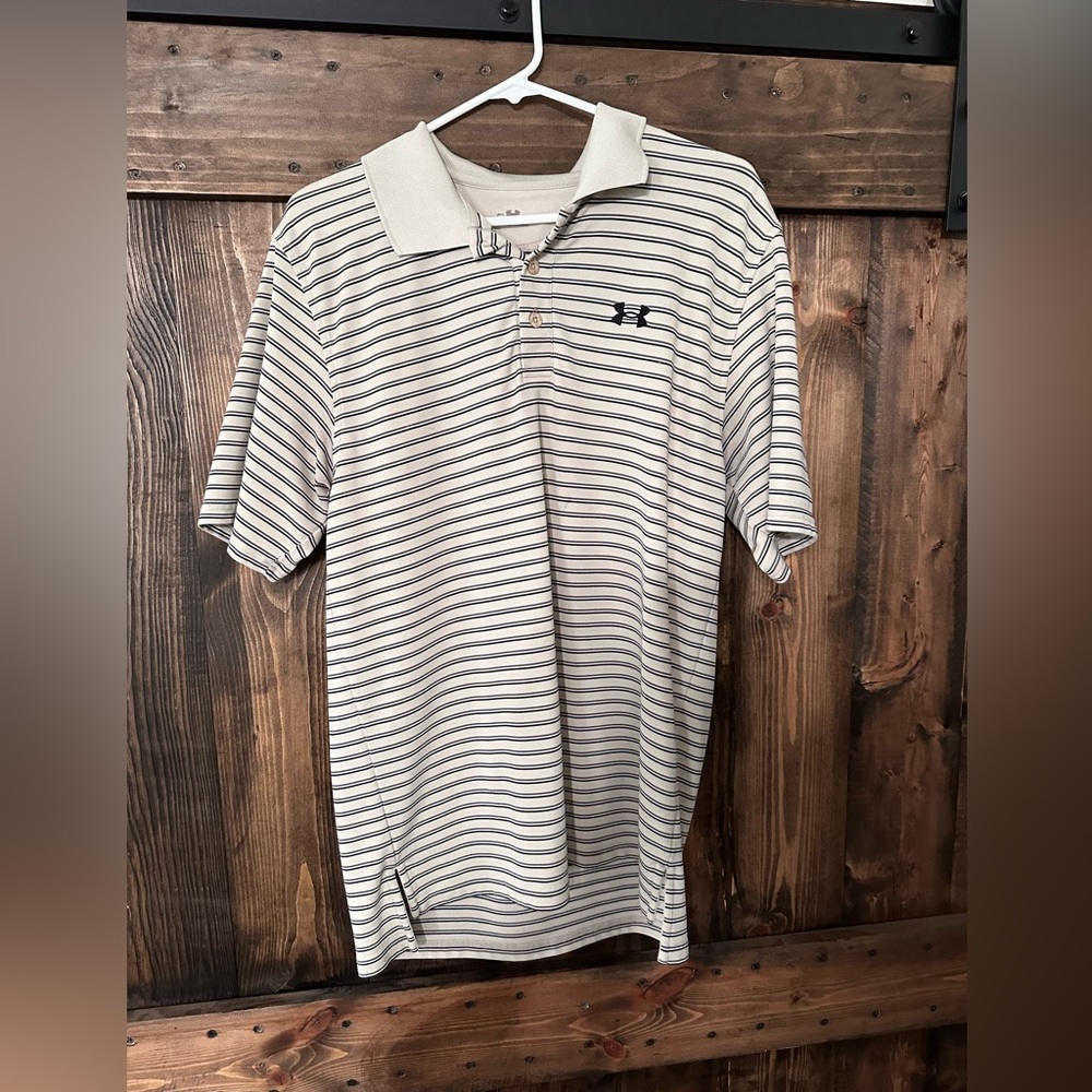 Medium under Armour Polo